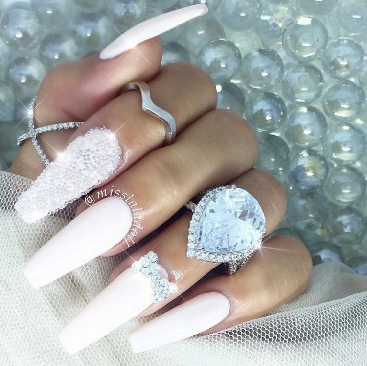 Свадебный маникюр нарощенные ногти