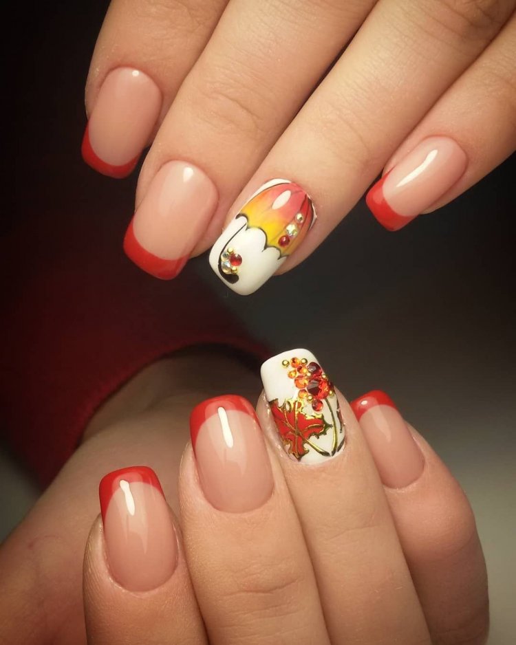 Осенний френч на ногтях 2020