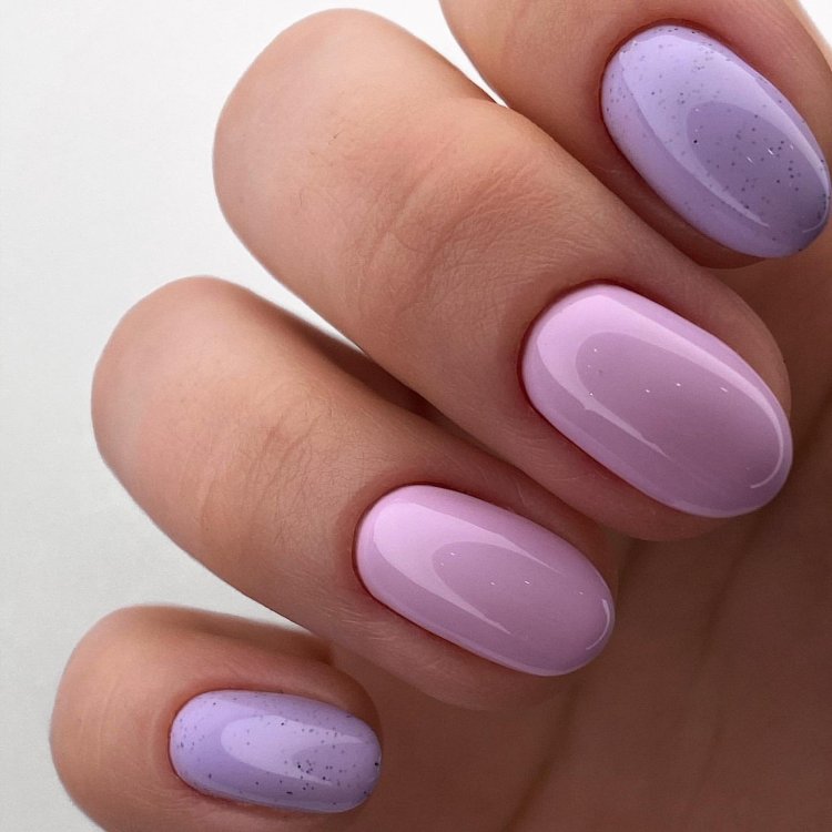 Лавандовый маникюр