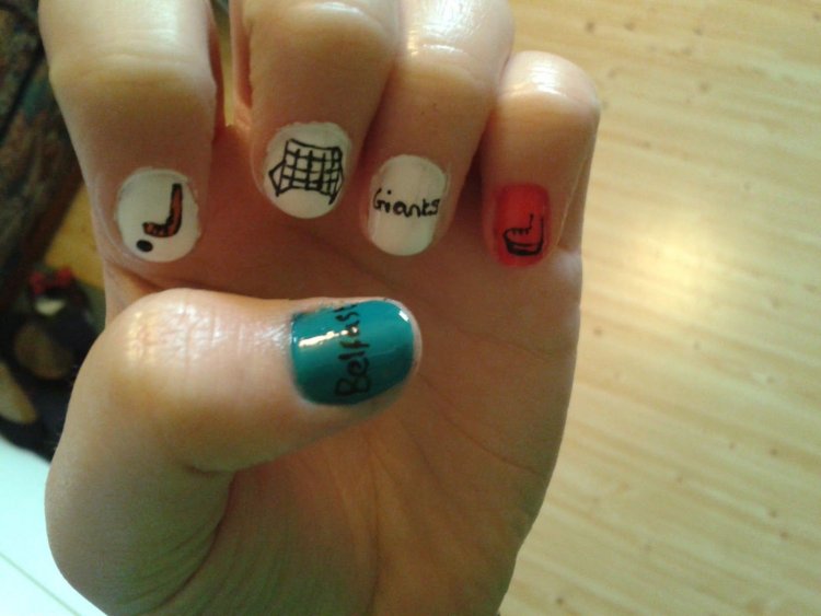 Маникюр связанный с хоккеем