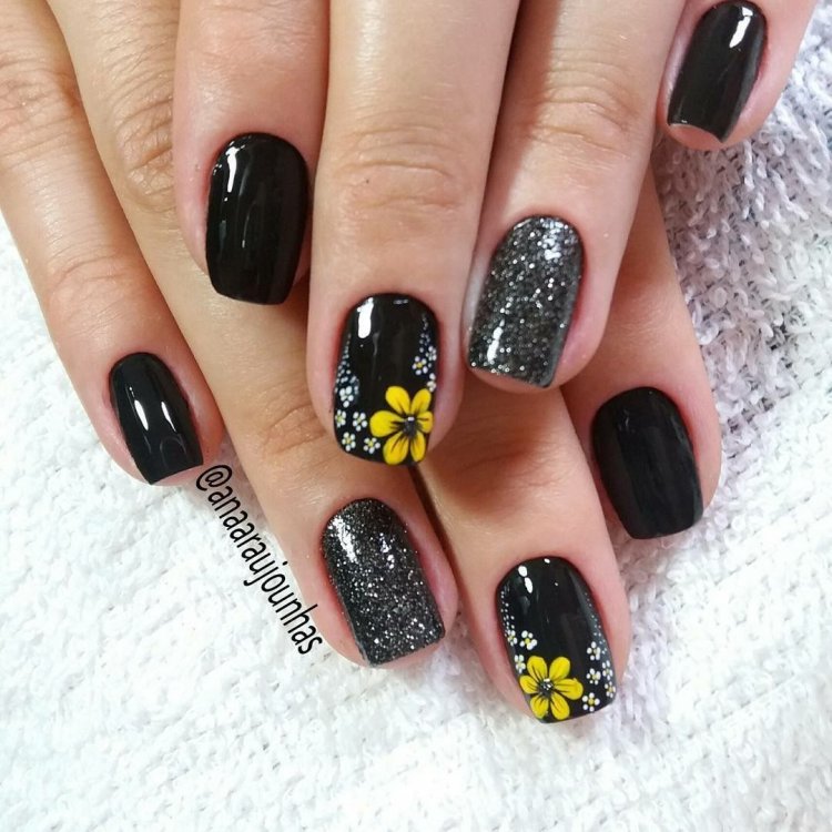 Черно желтый маникюр