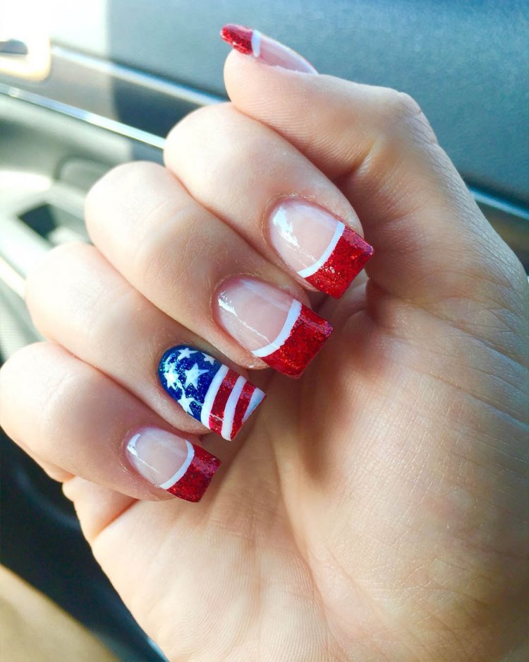 Манікюр з норвезьким прапором