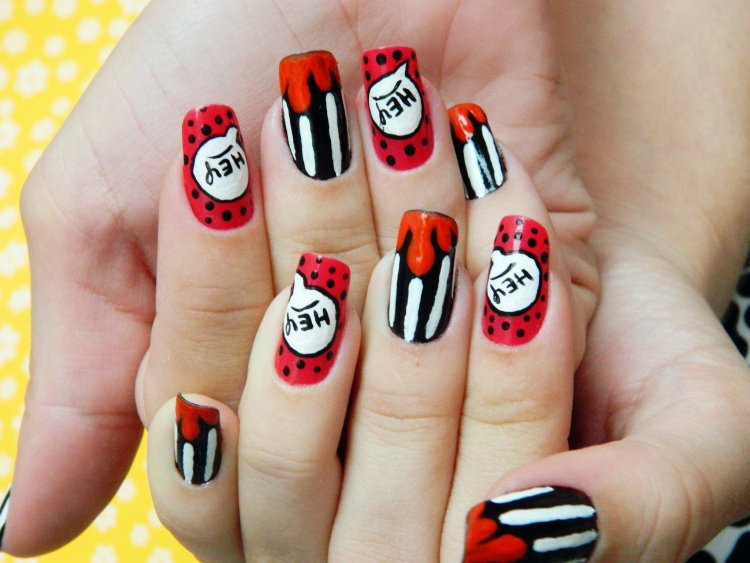 Спортивний манікюр для коротких нігтів