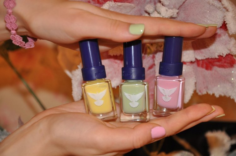 Christina Fitzgerald Pink 10 Swatch