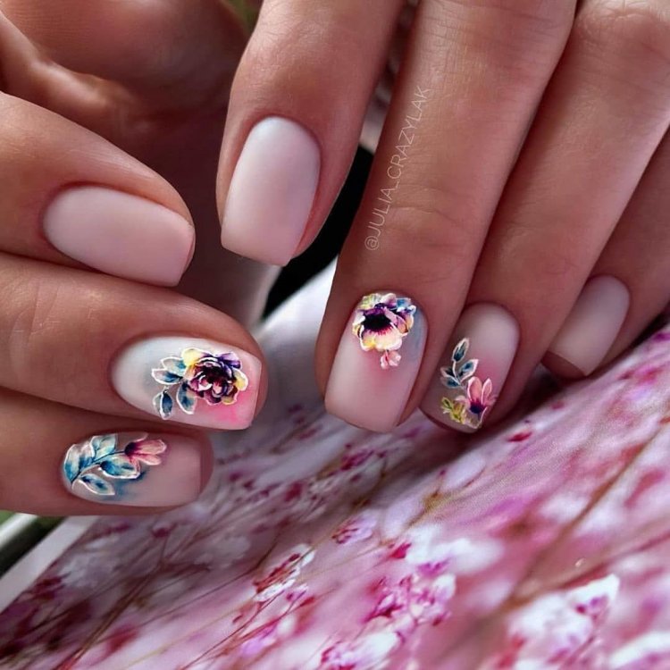 Гібридний манікюр - 48 фото