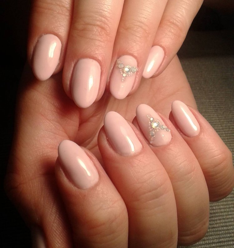 Ногти бежево розовые