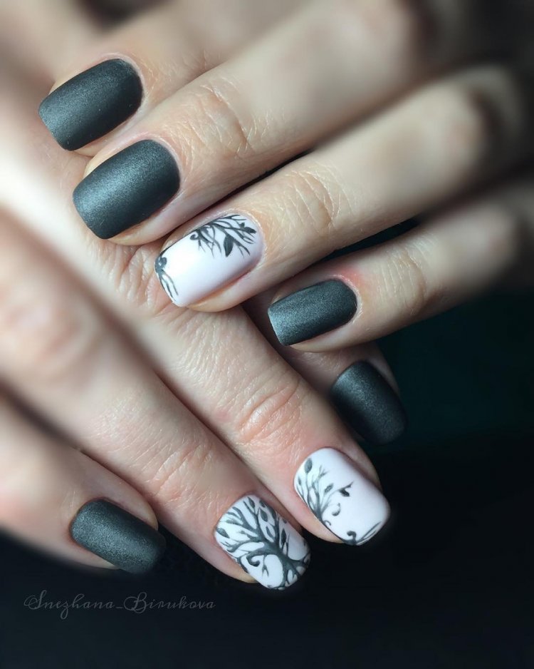 Графитовый маникюр