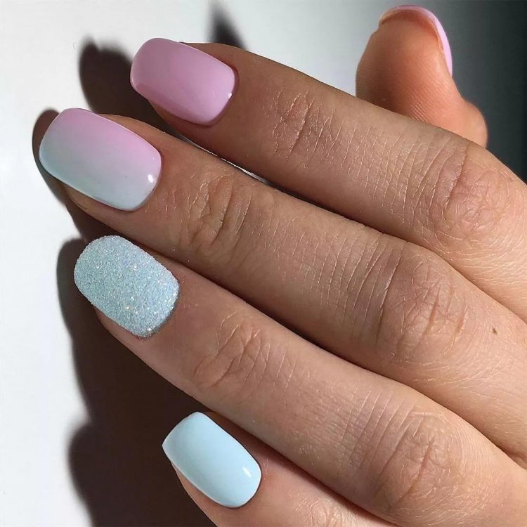 Маникюр нежный градиент