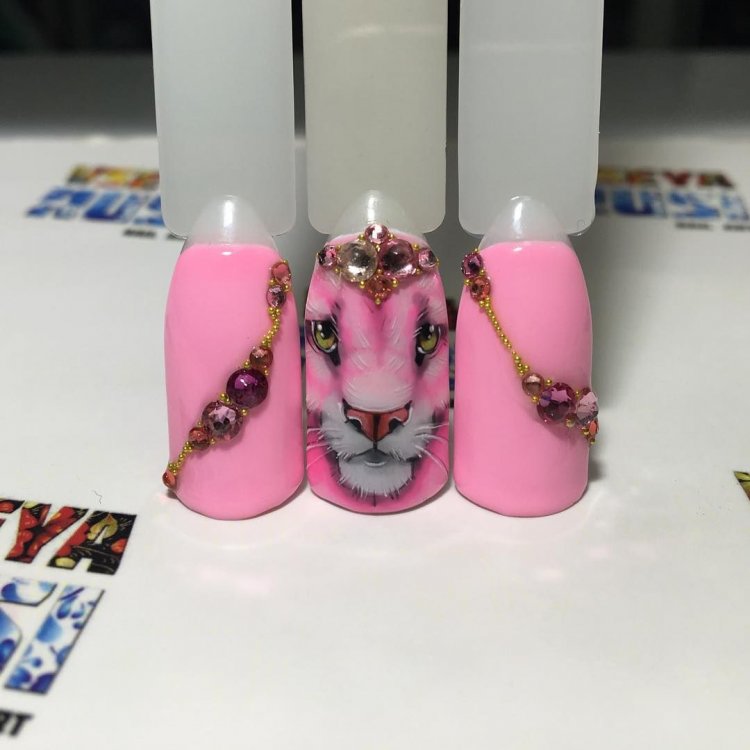 Маникюр пантера на ногтях