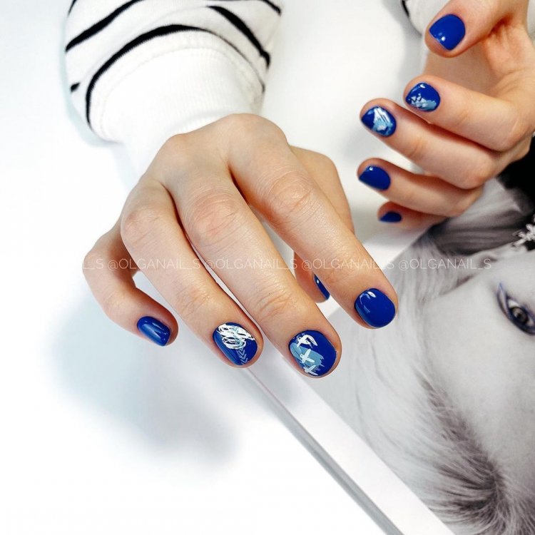 Манікюр перо павича