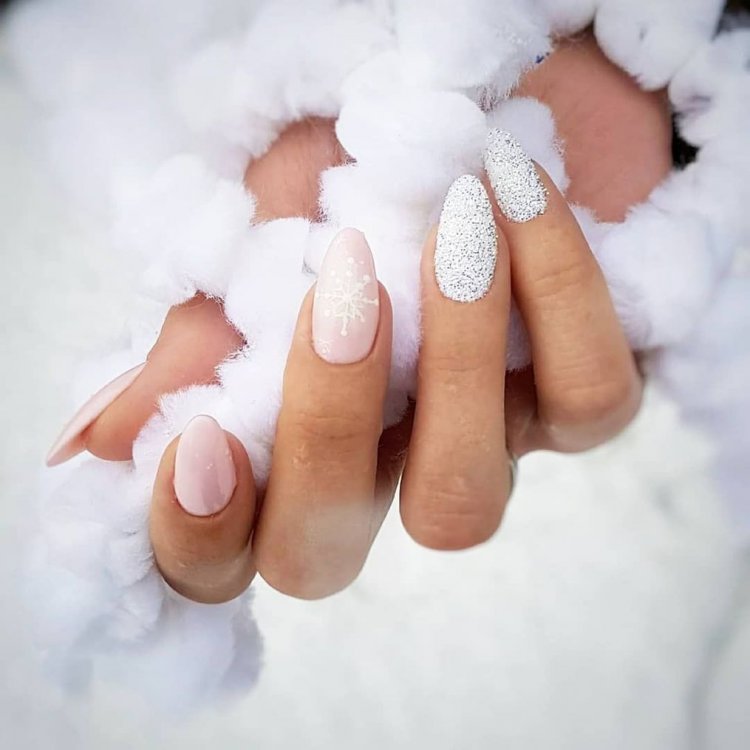 Маникюр зима