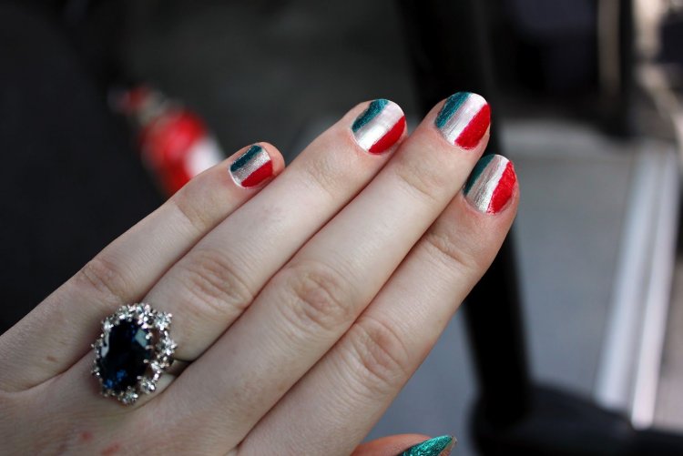 Манікюр італійський дизайн