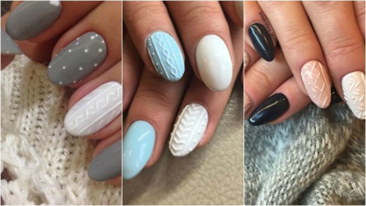 Бело-голубой маникюр вязаный на миндаль