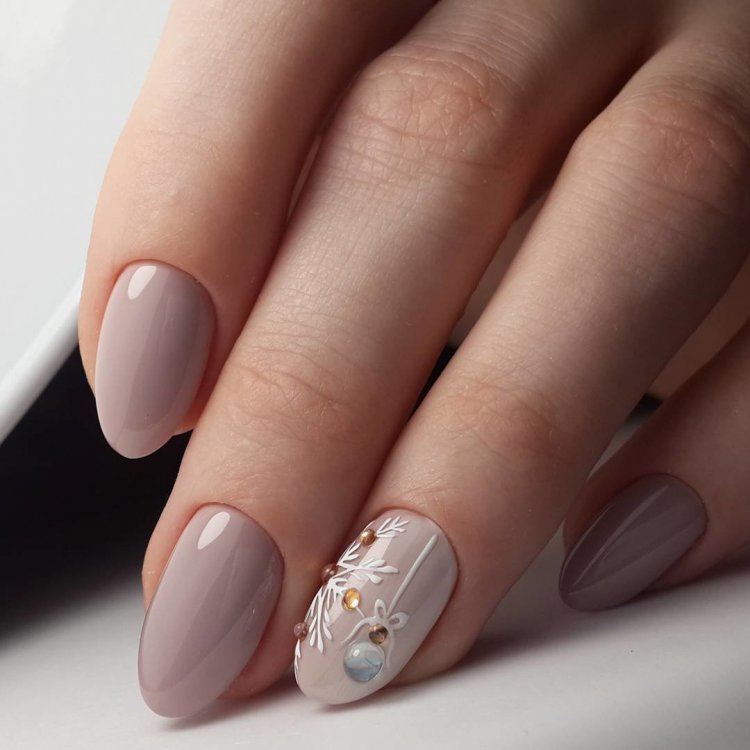 Красивый нежный маникюр