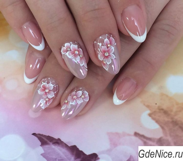 Наращивание ногтей