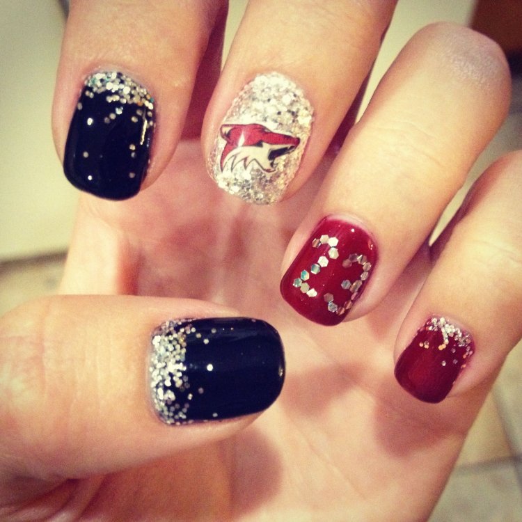 Маникюр хоккейный Авангард