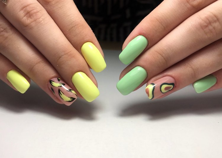 Шелак манікюр мочування трьох кольорів