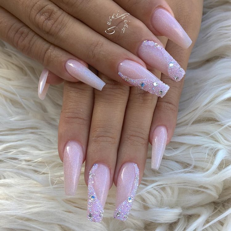 Свадебный маникюр балеринка