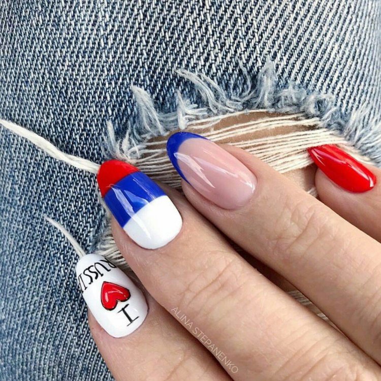 Манікюр з прапором