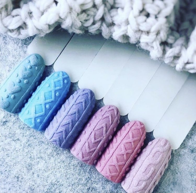 Маникюр свитерок на ногтях