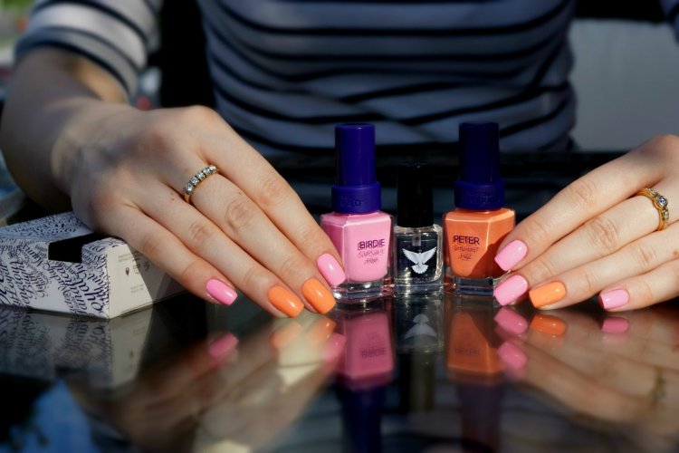 Christina Fitzgerald Pink 10 Swatch