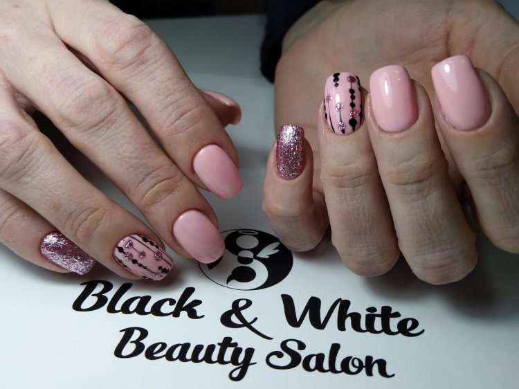 Дизайн маникюра для женщин в возрасте