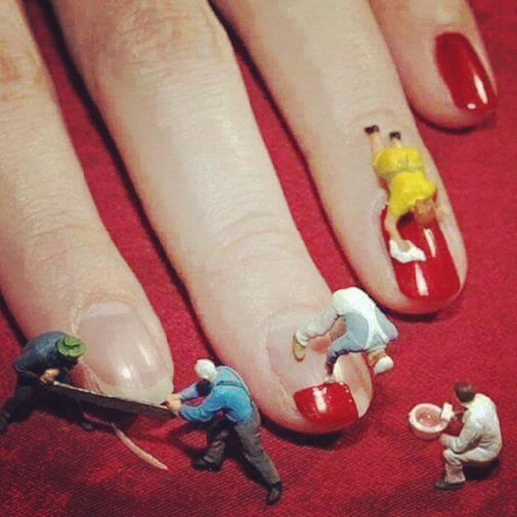 Смешные накрашенные ногти