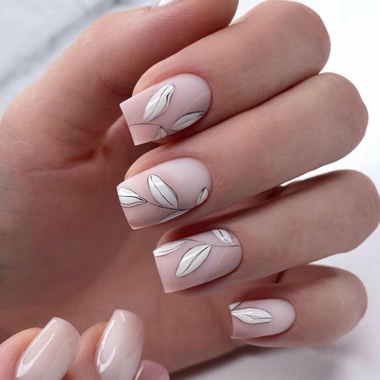 Ногти квадрат короткие светлые