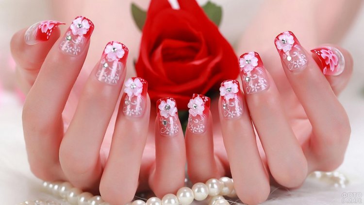 Накладные ногти и лаки