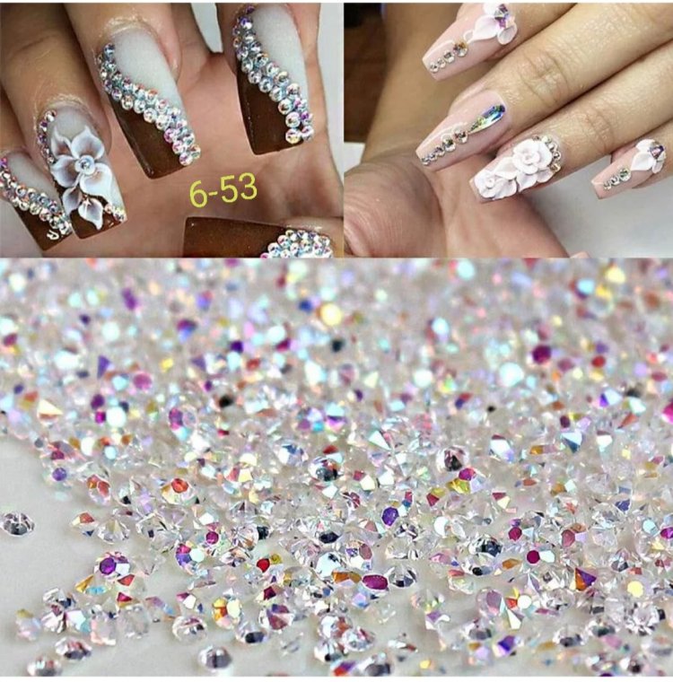 Маникюр фуксия со стразами