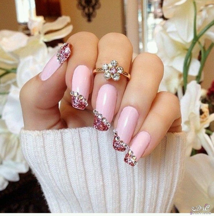 Нежный свадебный маникюр