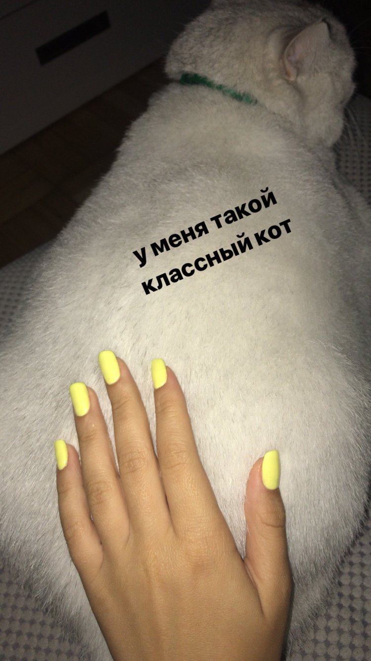 Прикольные картины про маникюр