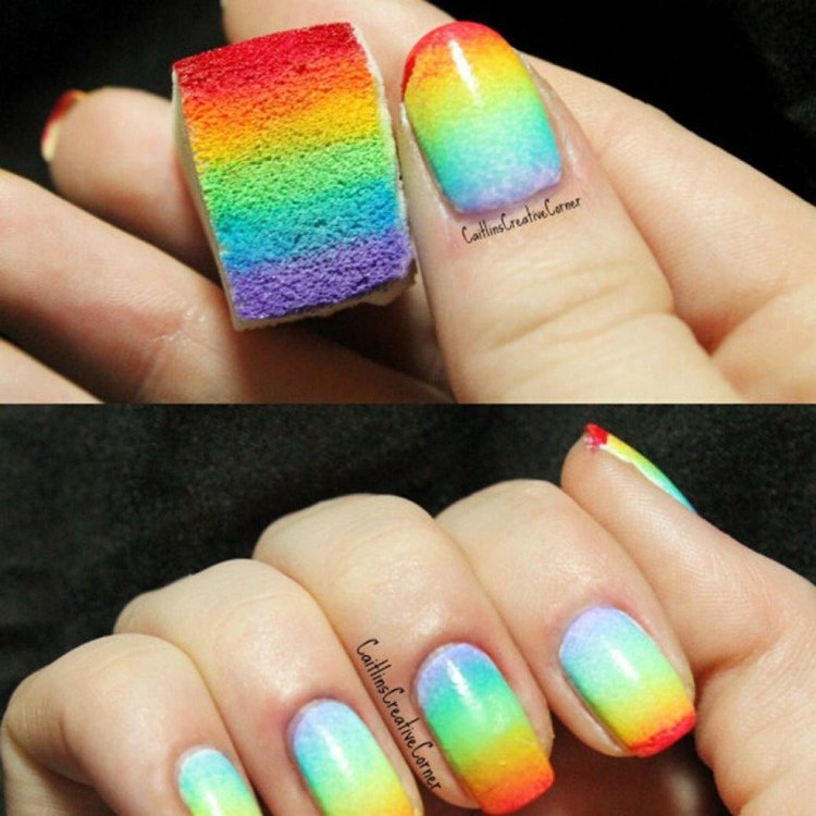 Райдужний манікюр на короткі нігті