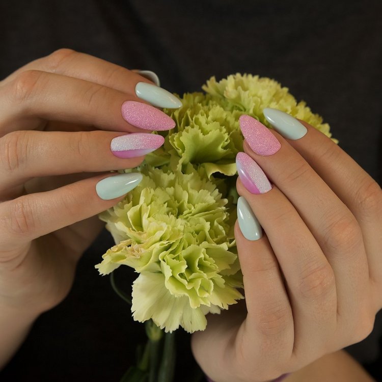 Спрінг манікюр