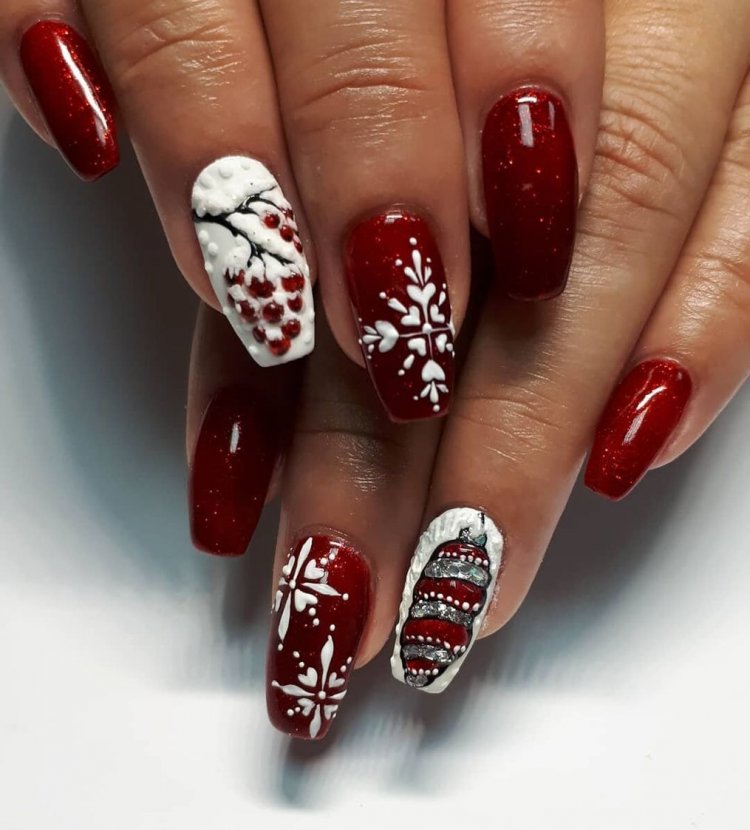 Новогодние ногти