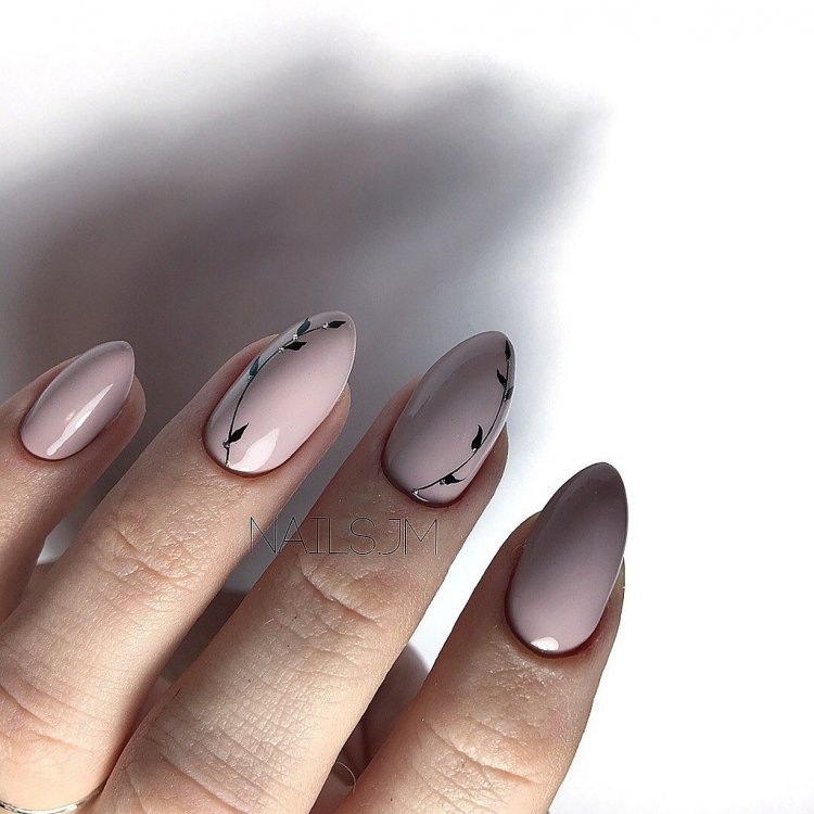 Веточки на ногтях