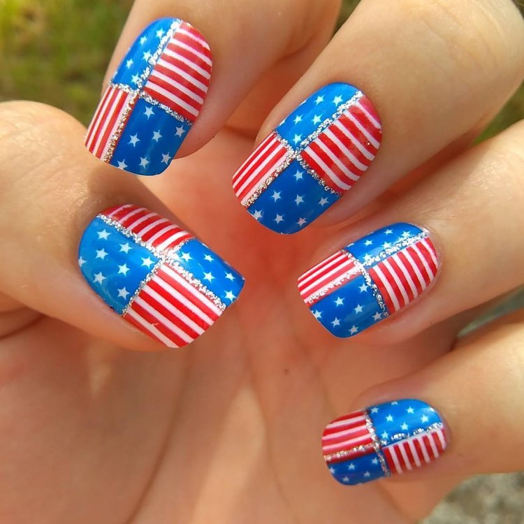 Манікюр Андріївський прапор