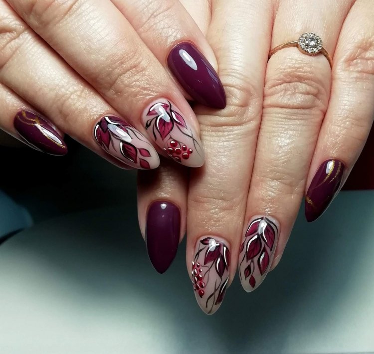 Найкрасивіші нігті бордового кольору