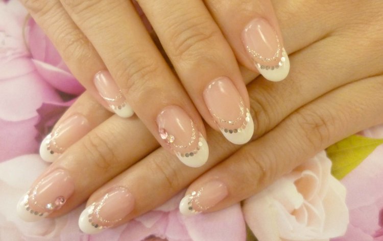 Красивый френч с блестками