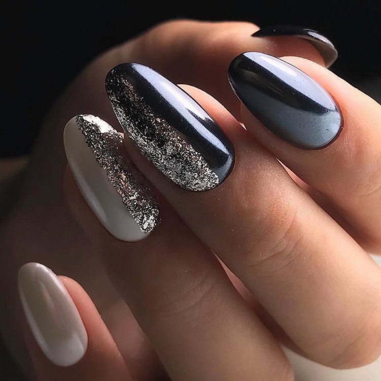 Маникюр металлический блеск