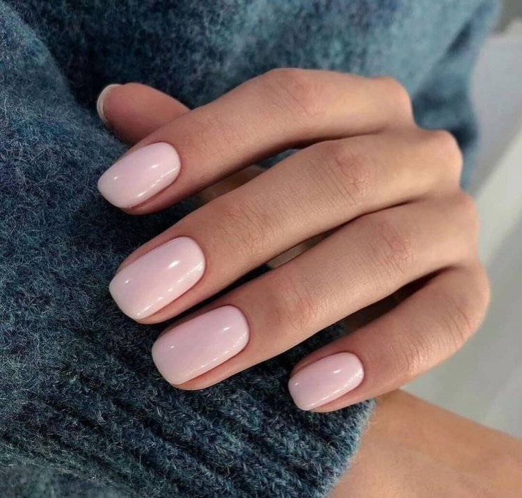 Глянцевые ногти