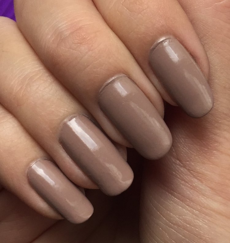 Маникюр кофейного цвета