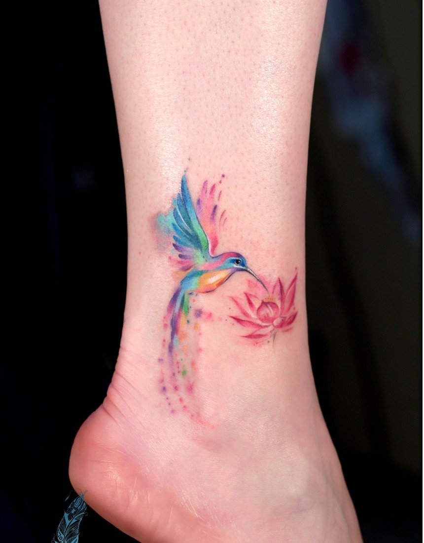 35 цікавих дизайнів татуювань на кісточках для жінок: фото