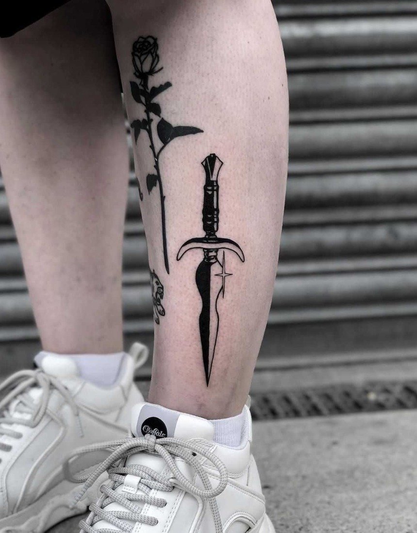 35 цікавих дизайнів татуювань на кісточках для жінок: фото