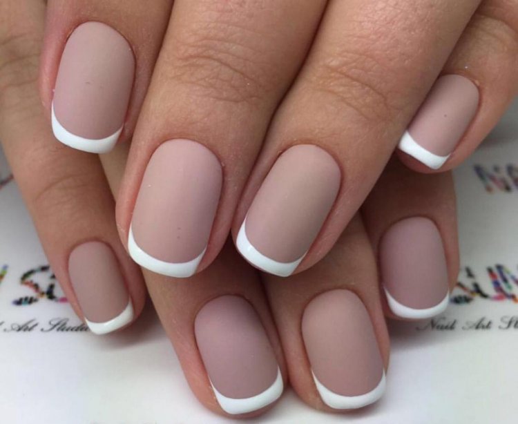 Матовий френч 2021