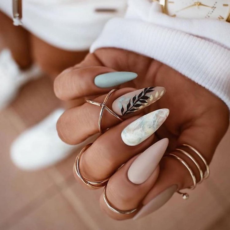 Маникюр на длинные ногти