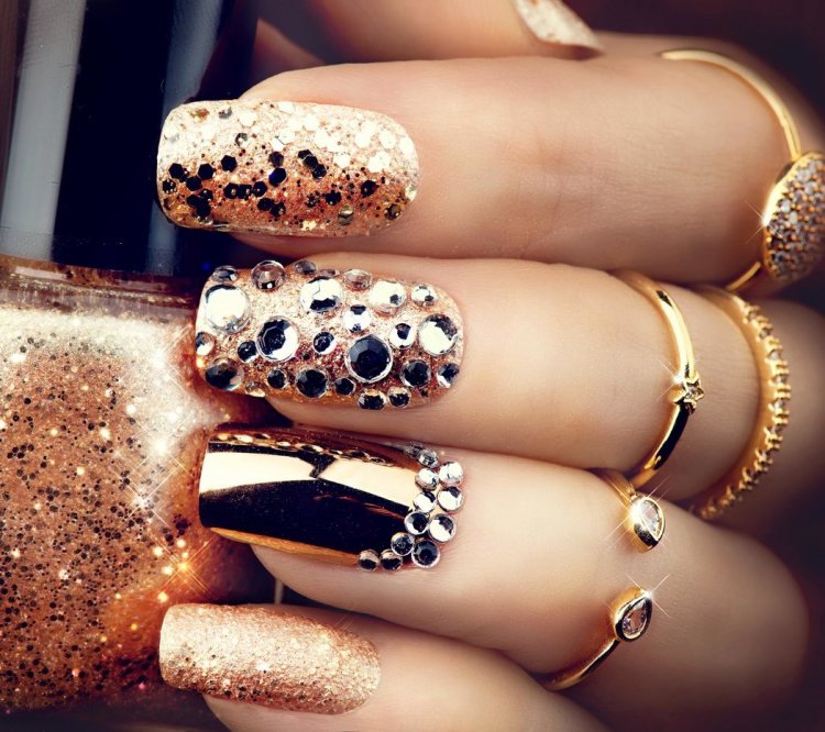 Шикарный Вечерний маникюр
