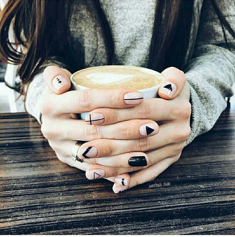 Ногти модные с кофе
