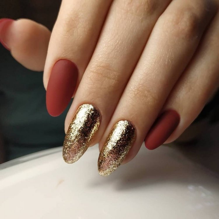 Фиолетовые ногти