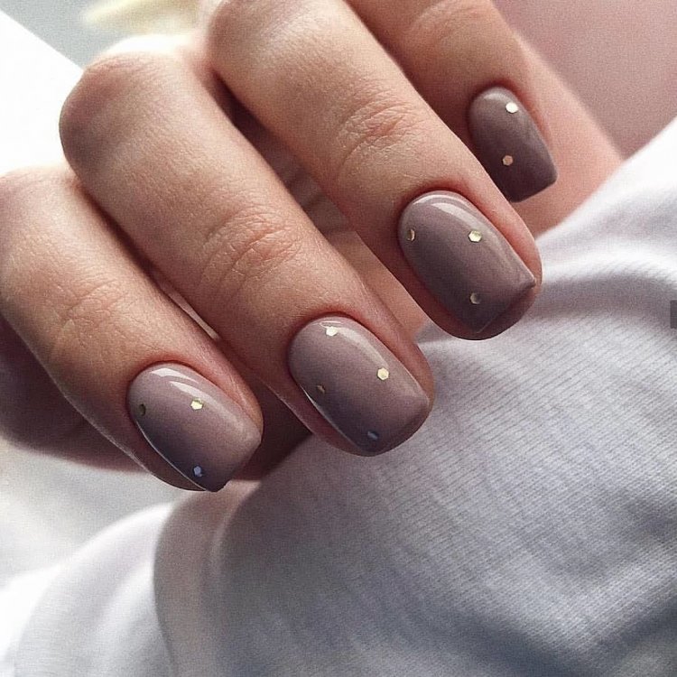 Маникюр цвета какао